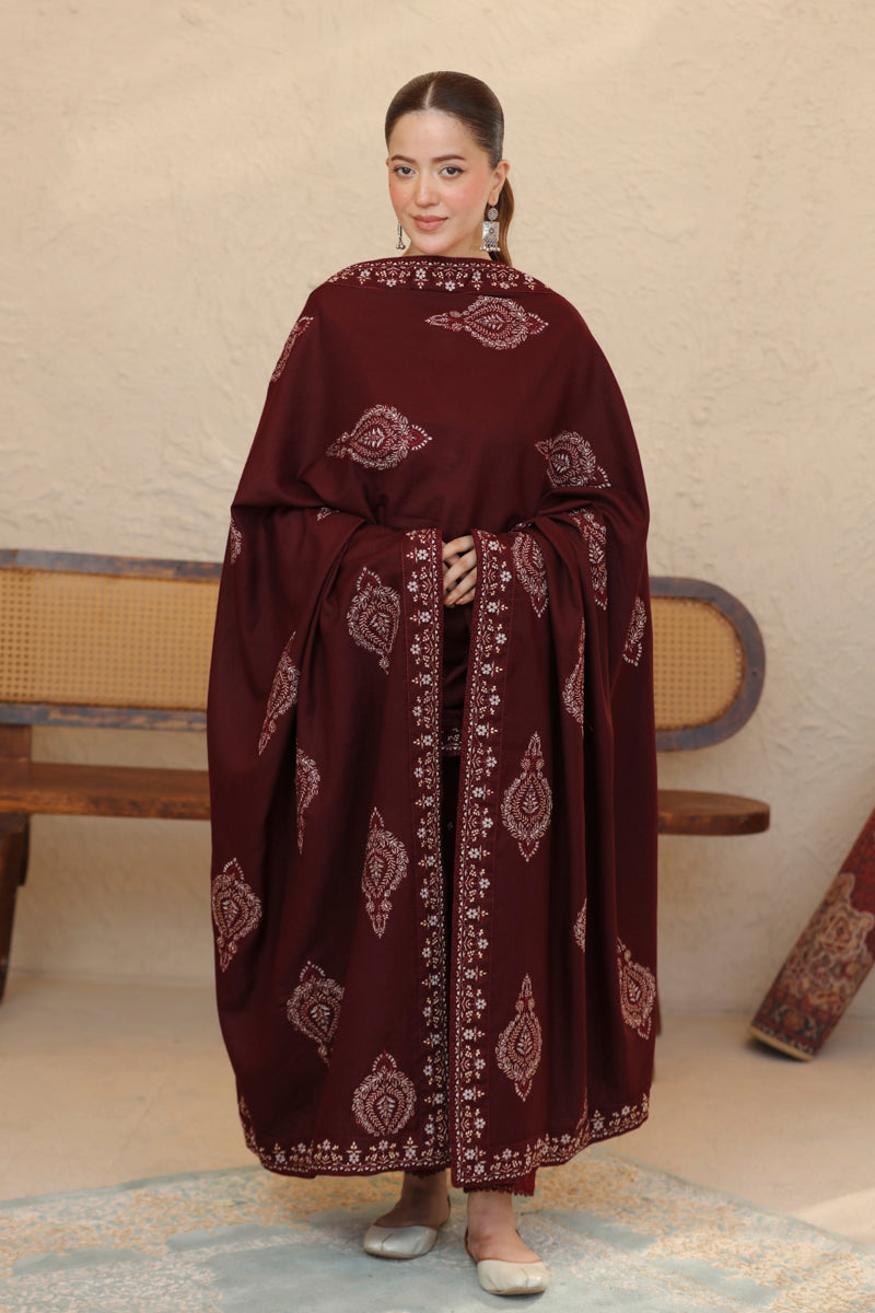 Anila matching shawl